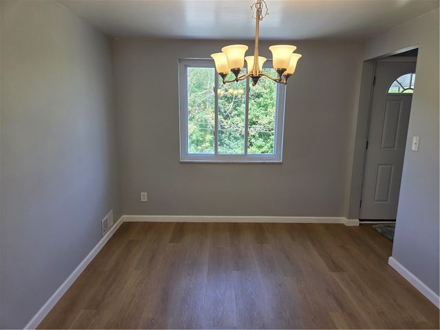 7934 Lincoln Rd, Penn Hills, PA 15147