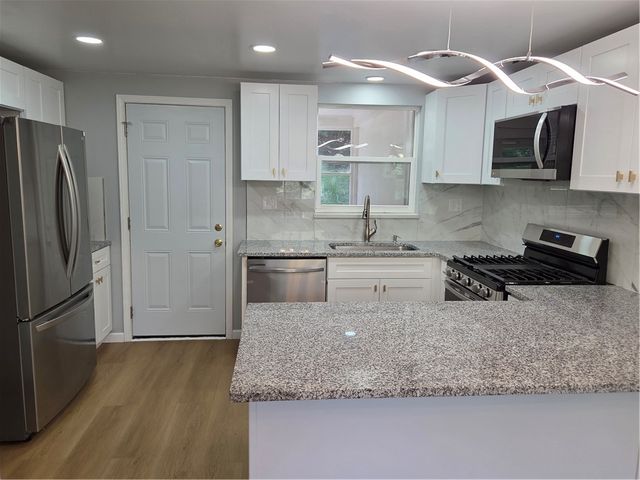 7934 Lincoln Rd, Penn Hills, PA 15147