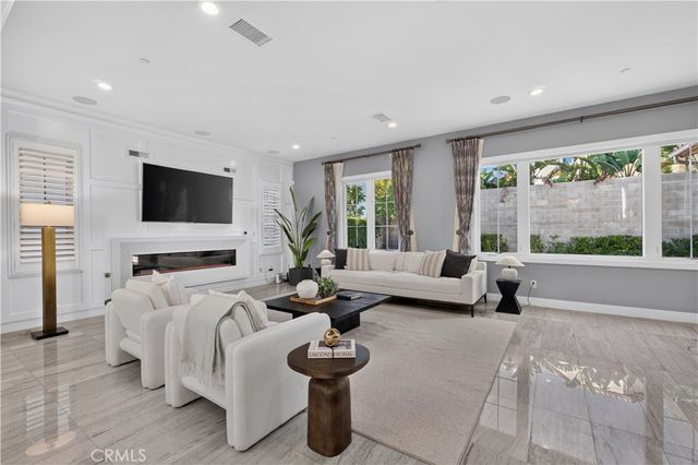 61 Buttonquail, Irvine, CA 92618