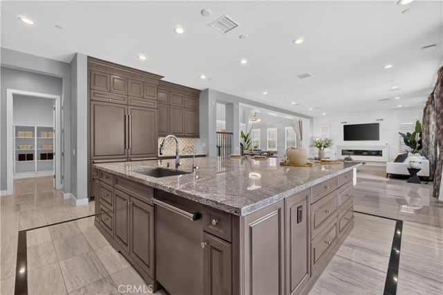 61 Buttonquail, Irvine, CA 92618