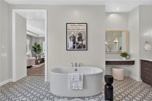 61 Buttonquail, Irvine, CA 92618