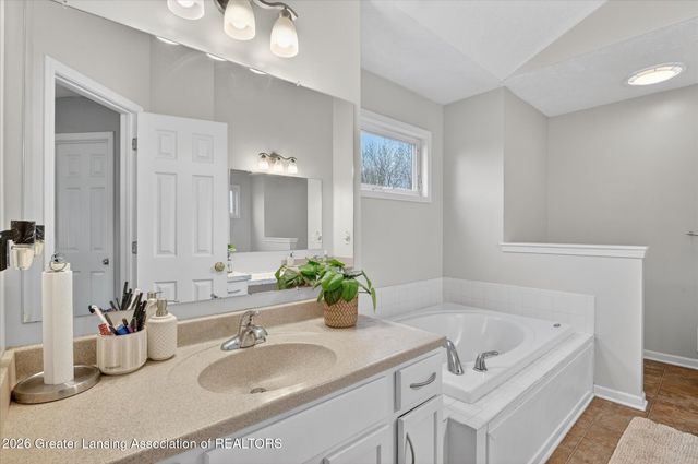 5265 Haversham Drive, Haslett, MI 48840