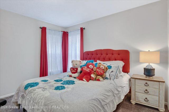 5265 Haversham Drive, Haslett, MI 48840
