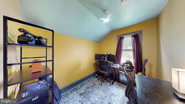 27 W HOLLY AVE, Oaklyn, NJ 08107