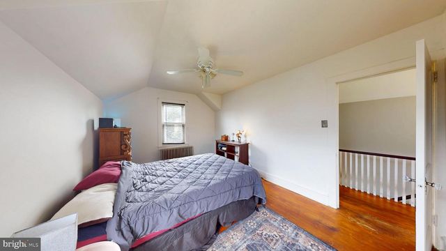 27 W HOLLY AVE, Oaklyn, NJ 08107
