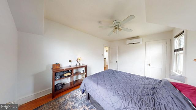 27 W HOLLY AVE, Oaklyn, NJ 08107
