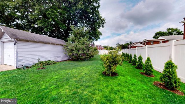 27 W HOLLY AVE, Oaklyn, NJ 08107