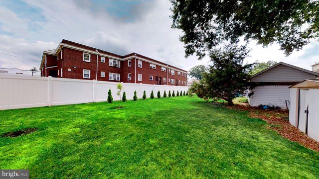 27 W HOLLY AVE, Oaklyn, NJ 08107