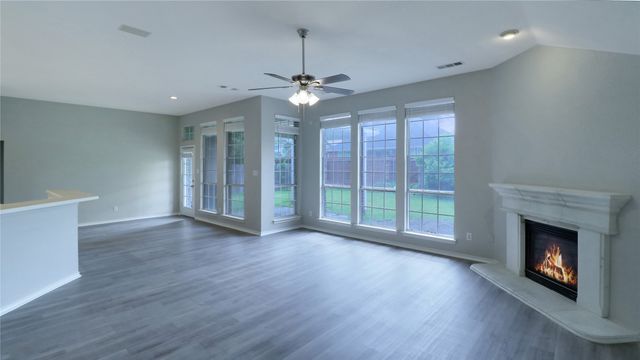 1314 Pegasus Drive, Arlington, TX 76013