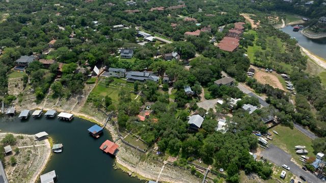 1004 Linscomb DR, Austin, TX 78734