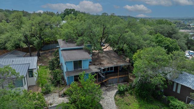 1004 Linscomb DR, Austin, TX 78734