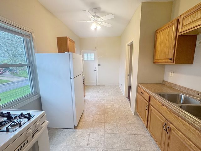 1206 Bridge Avenue, Davenport, IA 52803