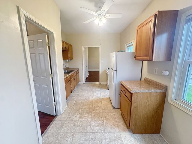1206 Bridge Avenue, Davenport, IA 52803
