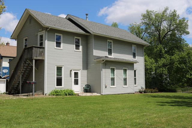 1206 Bridge Avenue, Davenport, IA 52803