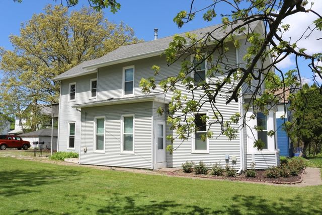 1206 Bridge Avenue, Davenport, IA 52803