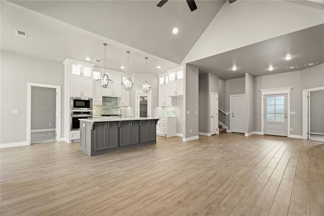 3100 Colt Way, Moore, OK 73160