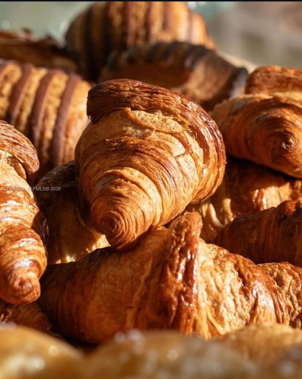 XXX BAKERY SOUTH BEACH, Miami Beach, FL 33139