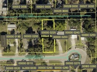 4987 Steward DR, Fort Myers, FL 33905
