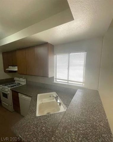 108 Boysenberry Lane, Henderson, NV 89074