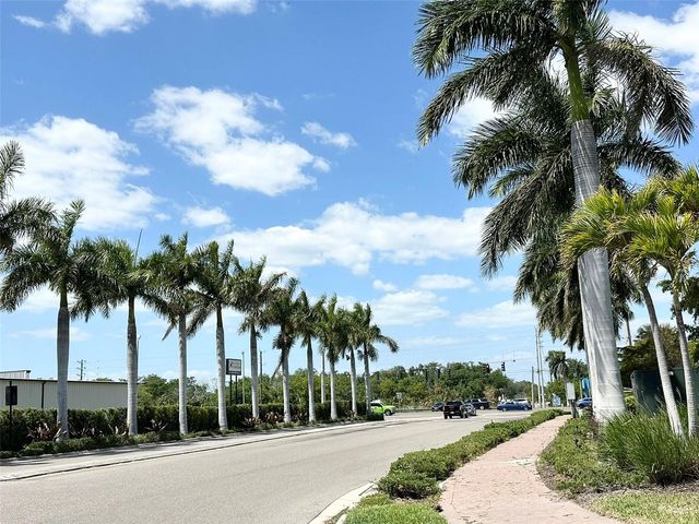 1802 5TH STREET E, Palmetto, FL 34221