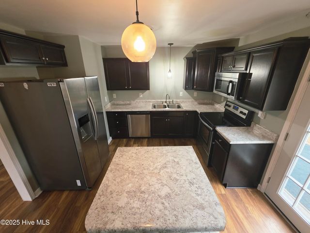 46 Riegel Drive, Hubert, NC 28539