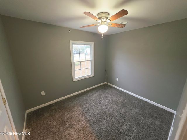 46 Riegel Drive, Hubert, NC 28539