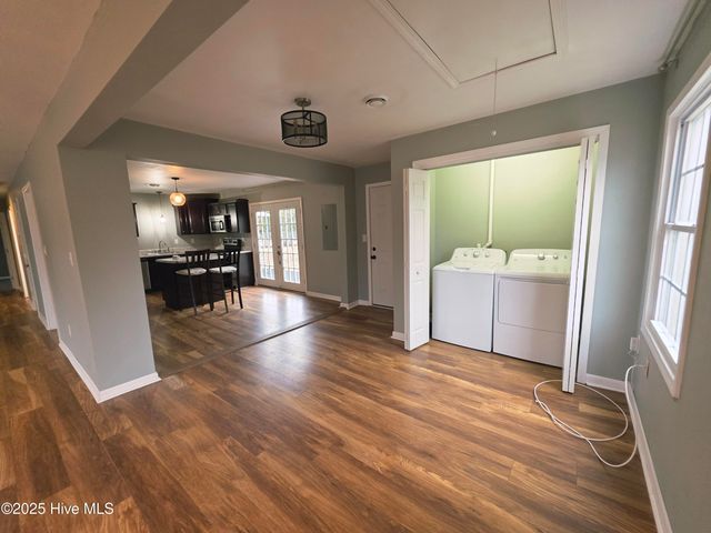 46 Riegel Drive, Hubert, NC 28539