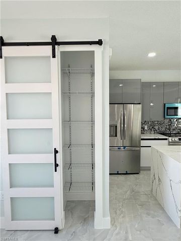 1912 SE 11th PL, Cape Coral, FL 33990