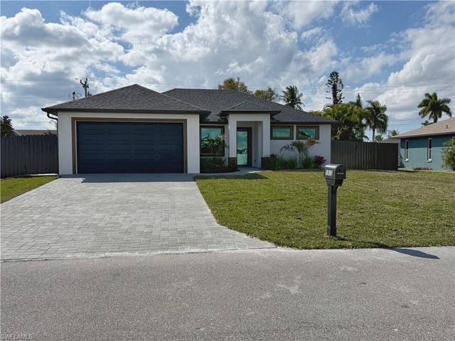 1912 SE 11th PL, Cape Coral, FL 33990