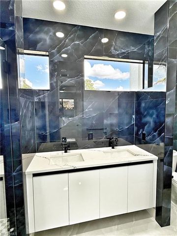 1912 SE 11th PL, Cape Coral, FL 33990