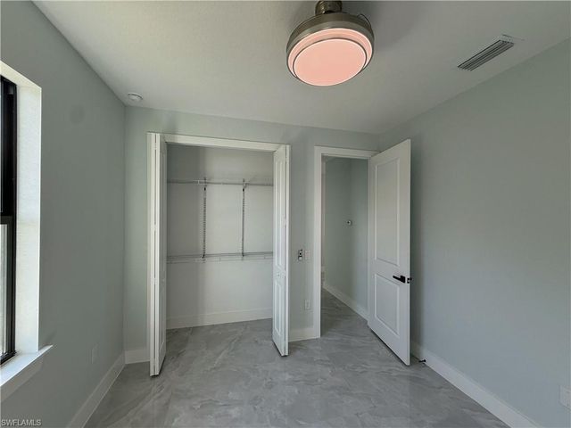 1912 SE 11th PL, Cape Coral, FL 33990