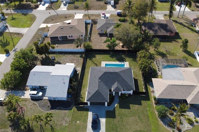 1912 SE 11th PL, Cape Coral, FL 33990