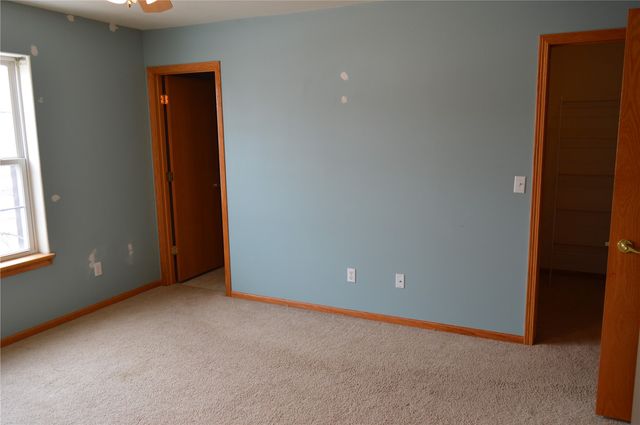 302 Grace Avenue, Urbana, IA 52345