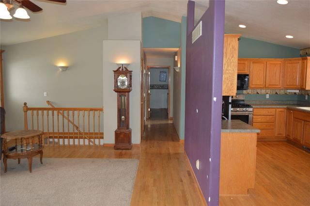 302 Grace Avenue, Urbana, IA 52345