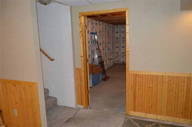 302 Grace Avenue, Urbana, IA 52345