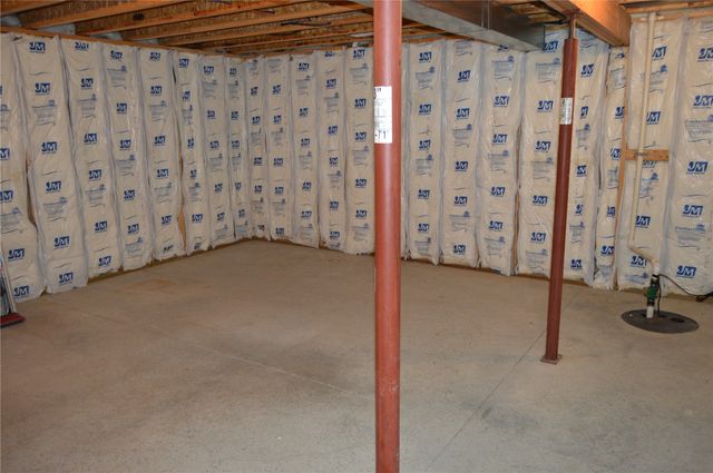 302 Grace Avenue, Urbana, IA 52345