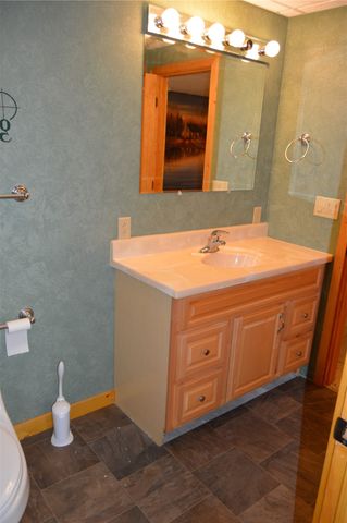 302 Grace Avenue, Urbana, IA 52345