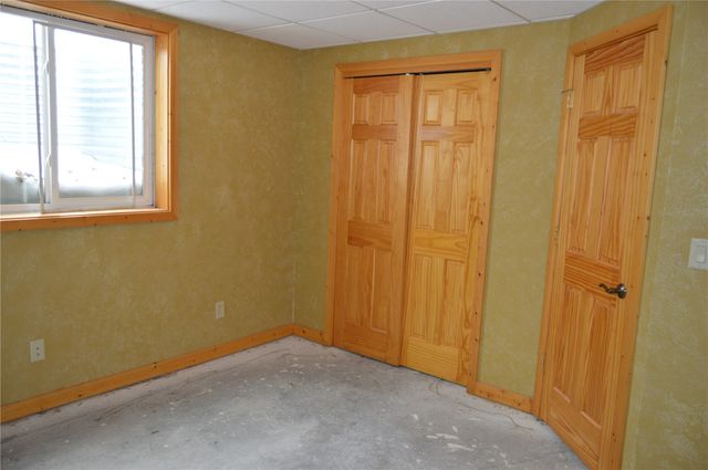 302 Grace Avenue, Urbana, IA 52345