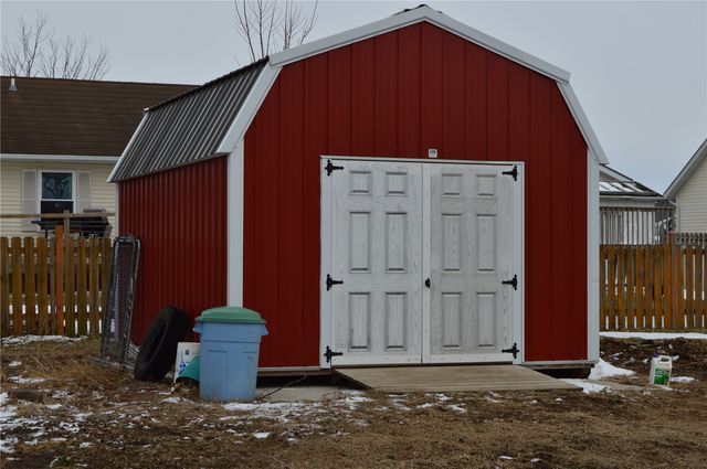 302 Grace Avenue, Urbana, IA 52345