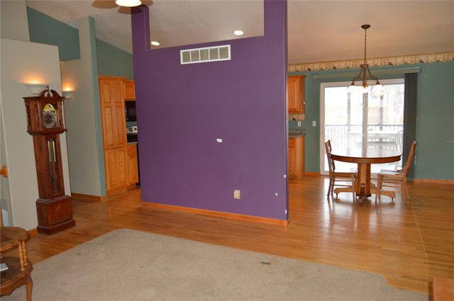 302 Grace Avenue, Urbana, IA 52345