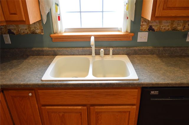 302 Grace Avenue, Urbana, IA 52345