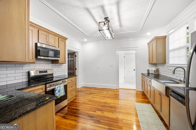 39 N Broad Street, Porterdale, GA 30014