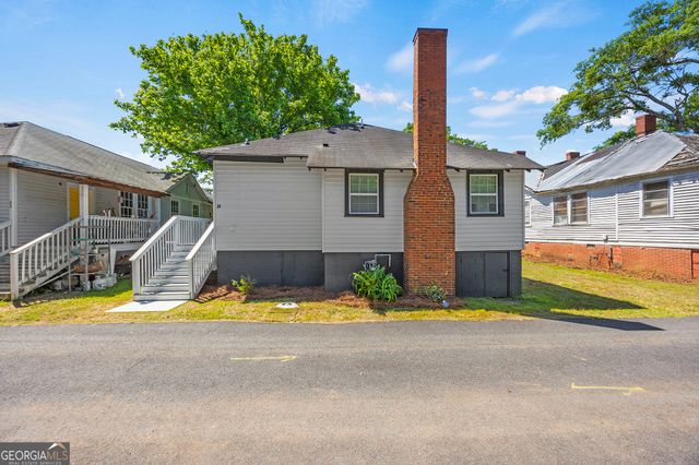 39 N Broad Street, Porterdale, GA 30014