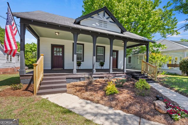 39 N Broad Street, Porterdale, GA 30014