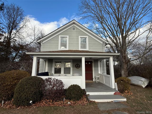 1125 Pequash Avenue, Cutchogue, NY 11935