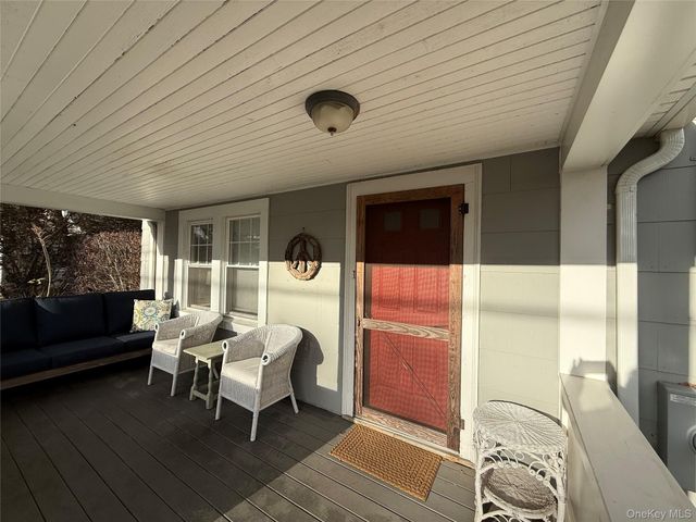 1125 Pequash Avenue, Cutchogue, NY 11935