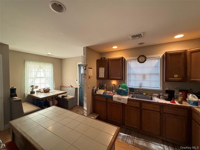 1125 Pequash Avenue, Cutchogue, NY 11935