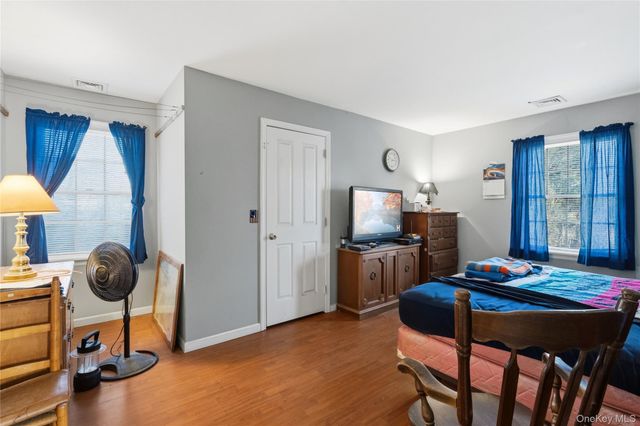 1125 Pequash Avenue, Cutchogue, NY 11935