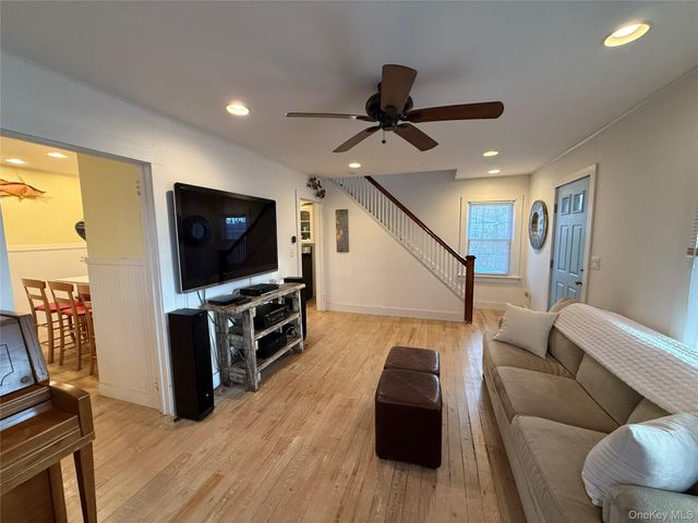 1125 Pequash Avenue, Cutchogue, NY 11935