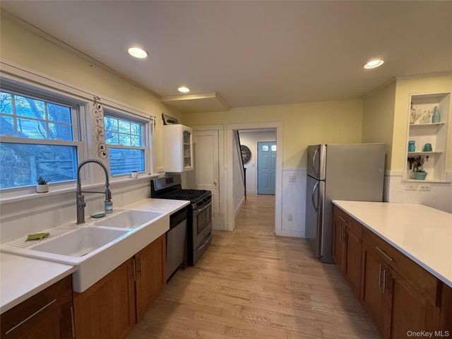 1125 Pequash Avenue, Cutchogue, NY 11935